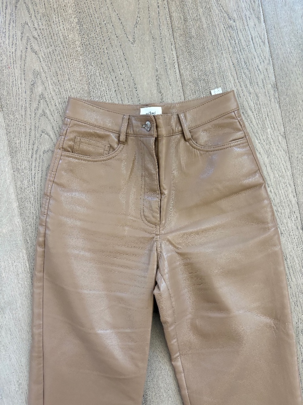 Wilfred Aritzia UnLeather Pant - Picture 11 of 12